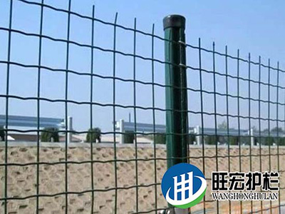 雙邊絲護(hù)欄網(wǎng)23