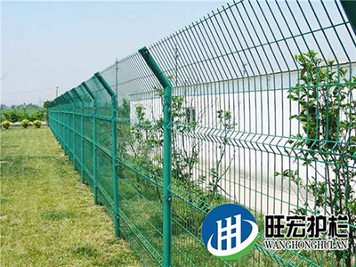 折彎護(hù)欄網(wǎng)13
