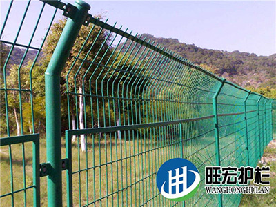 邊框護(hù)欄網(wǎng)09