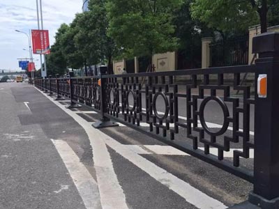 異形道路護(hù)欄10