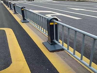 白鋼道路護欄35