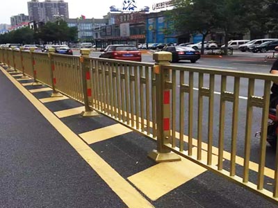 市政黃金護(hù)欄09