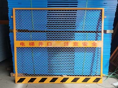 電梯井口圍擋04